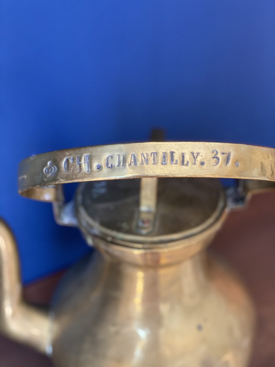  Copper Kettle With Its Cover From The Château De Chantilly-photo-2