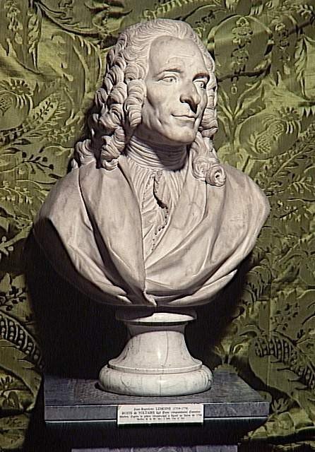 A 18th Century Bust Of Voltaire In Earthenware By Paul-louis Cyfflé -photo-3