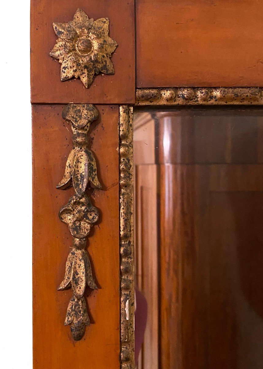 Classic Courtly Wall Mirror, Cherry Wood With Rosettes And Gilt Carvings, Ca.1800.-photo-3