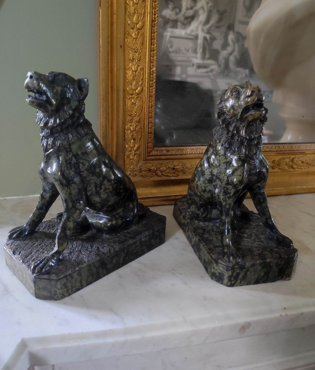 Pair Of Jennings Serpentine Dogs Circa 1800 After The Antique