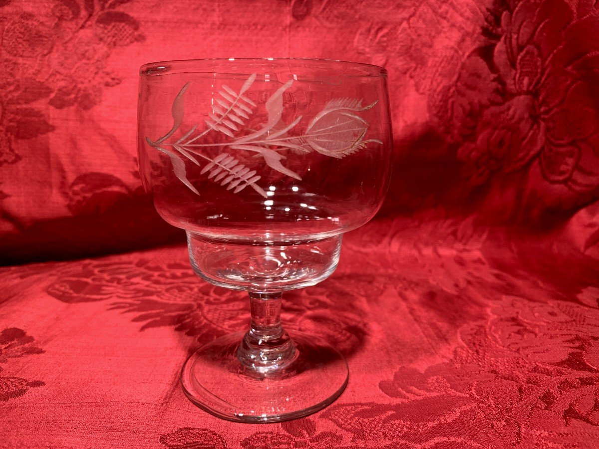 Nine Engraved Crystal Glasses. Nineteenth Century-photo-2