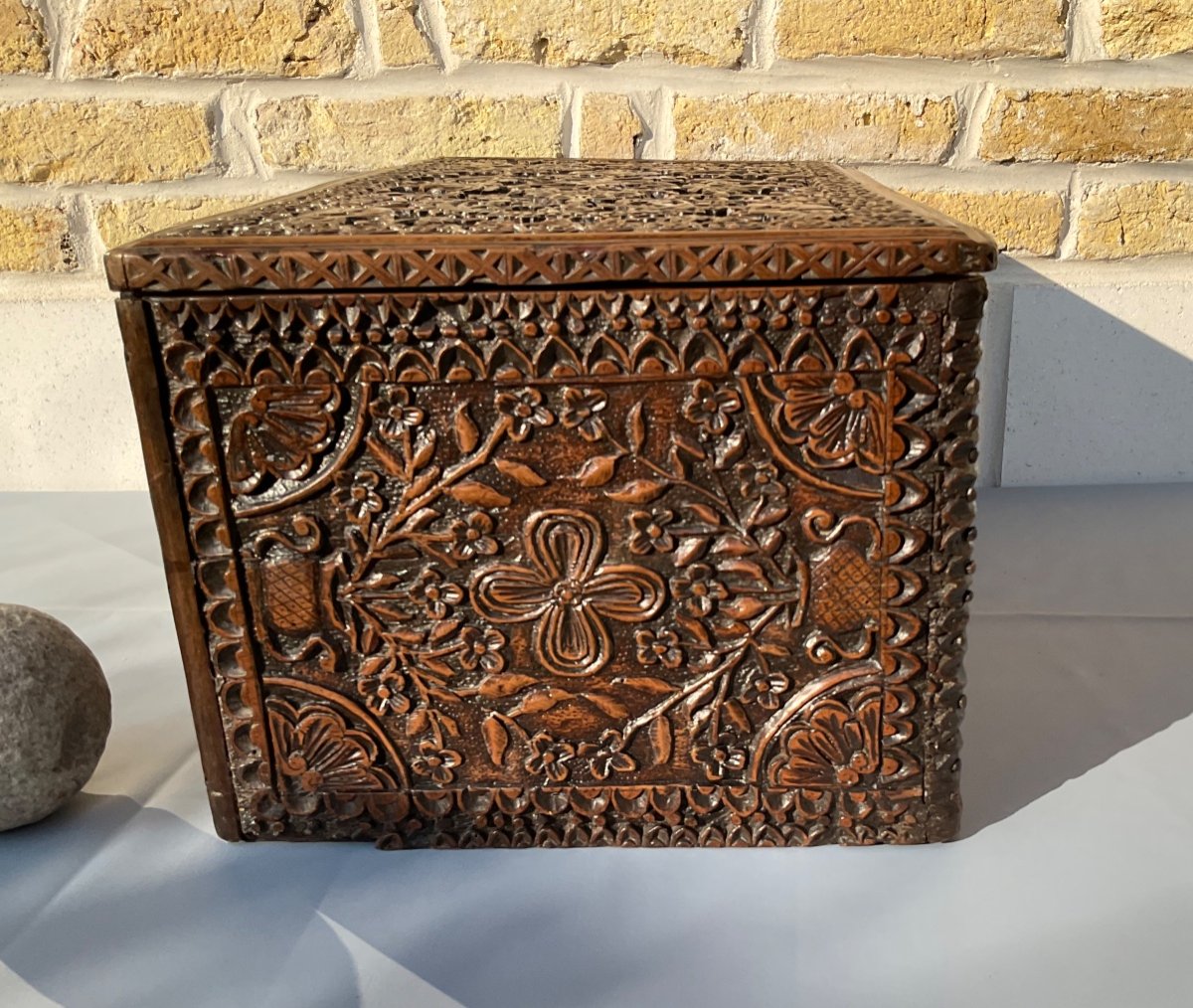 Wooden Box From Saint Lucia 19th Century -photo-3