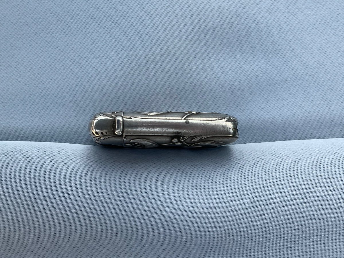 Pyrogenic Small Matchbox In Late 19th Century Silver -photo-4