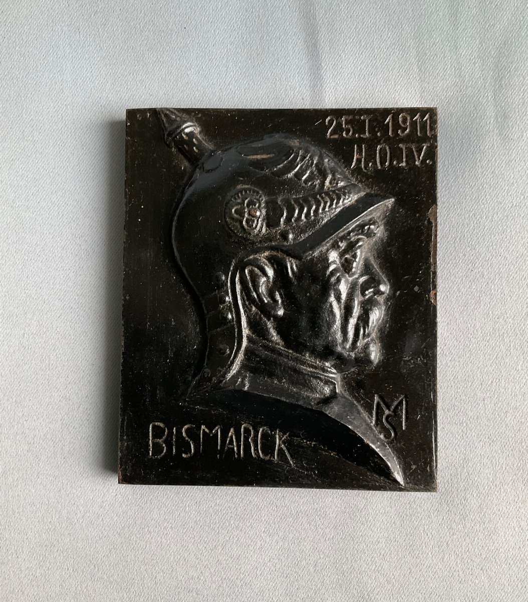 Bismarck Plaque En Fonte De Fer Patinée 20éme Siècle 