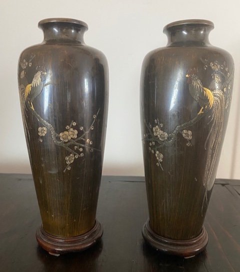 Paire De Vases Japonais En Bronze