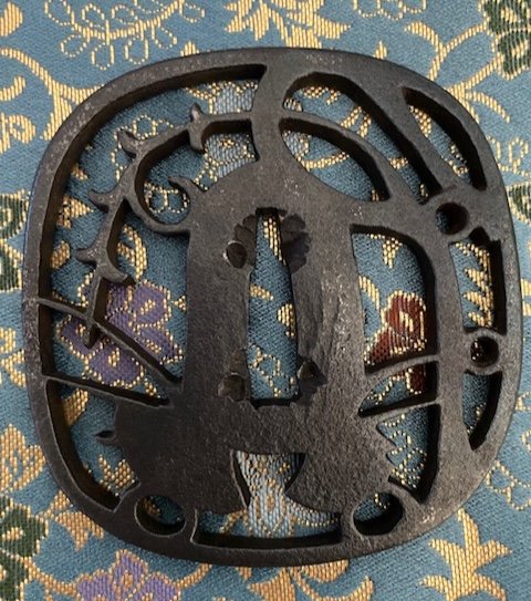 Tsuba En Sukashi