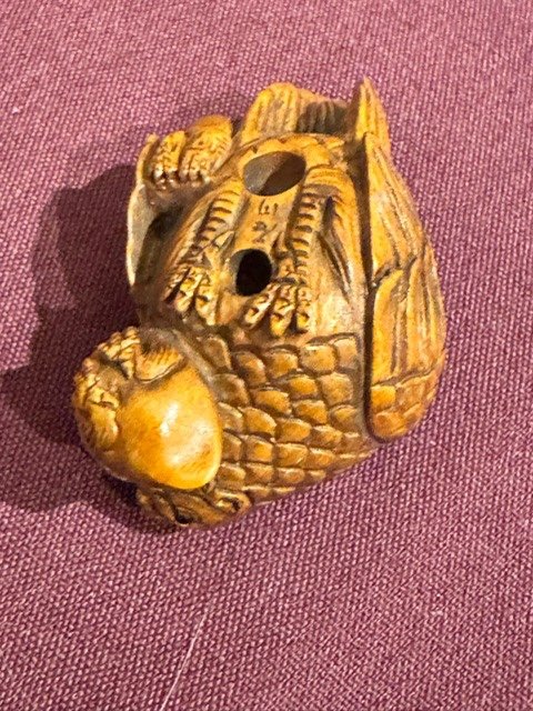 Netsuke Hen And Chicks-photo-2