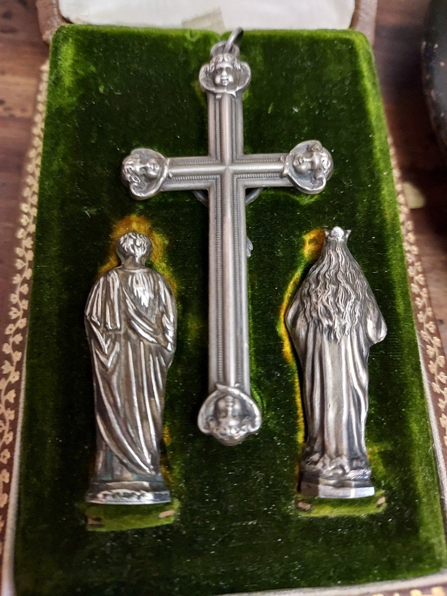 Rare And Beautiful Set Of The Holy Family And Crucifix In Silver-photo-3