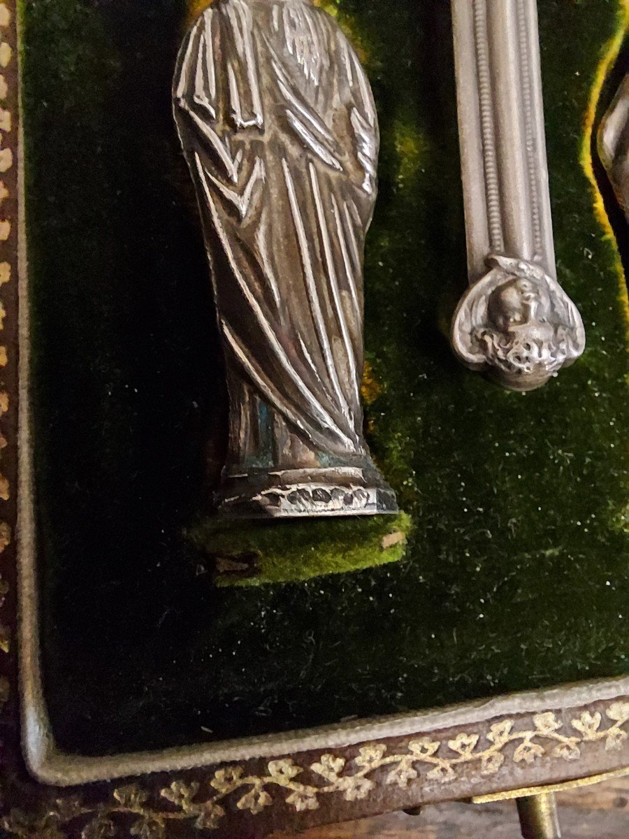 Rare And Beautiful Set Of The Holy Family And Crucifix In Silver-photo-5