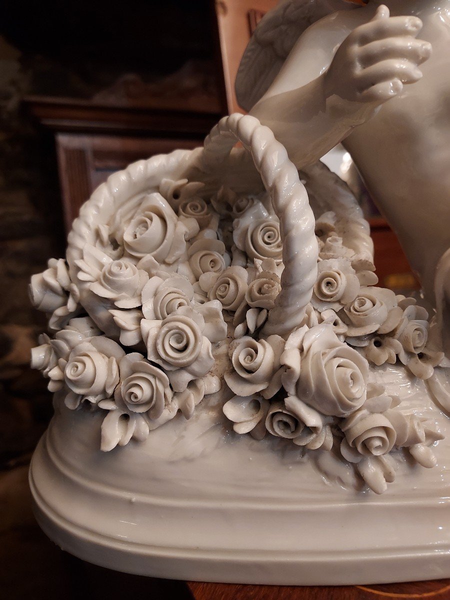 Capodimonte Porcelain Sculpture Representing A Putto-photo-4