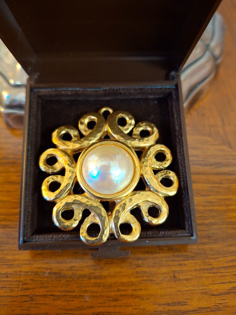 Vintage Yves Saint-laurent Brooch Or Pendant-photo-2