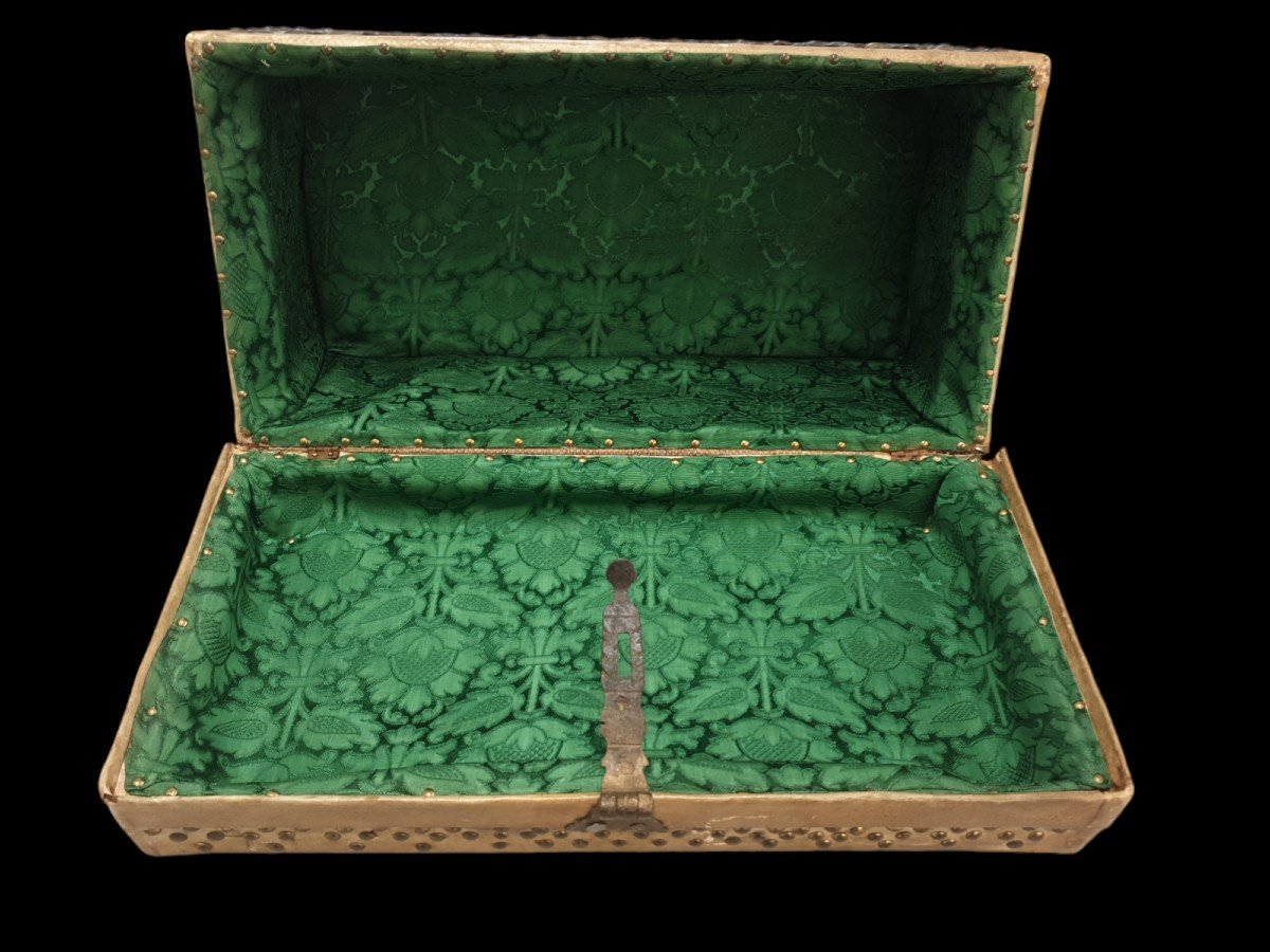 Studded Box Dated 1761-photo-6