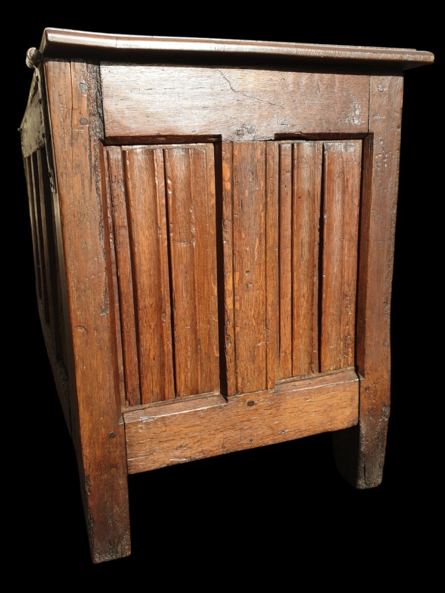 Gothic Oak Chest 15th/16th Century -photo-4