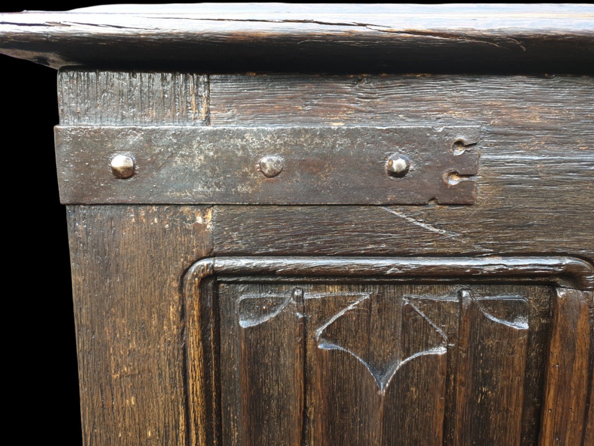 Small Gothic Chest 16th Century -photo-2