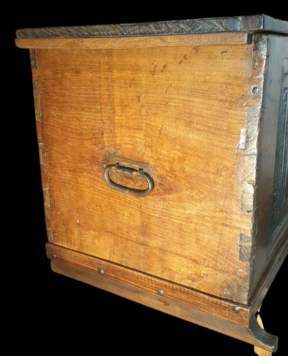 Gothic Chest Spain 16th Century -photo-3