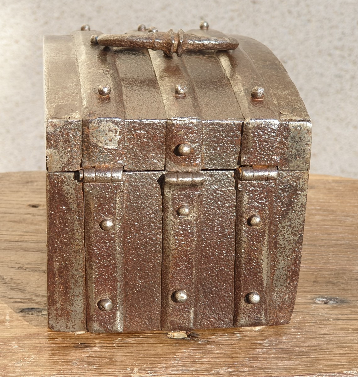 16th Century Wrought Iron Box -photo-4