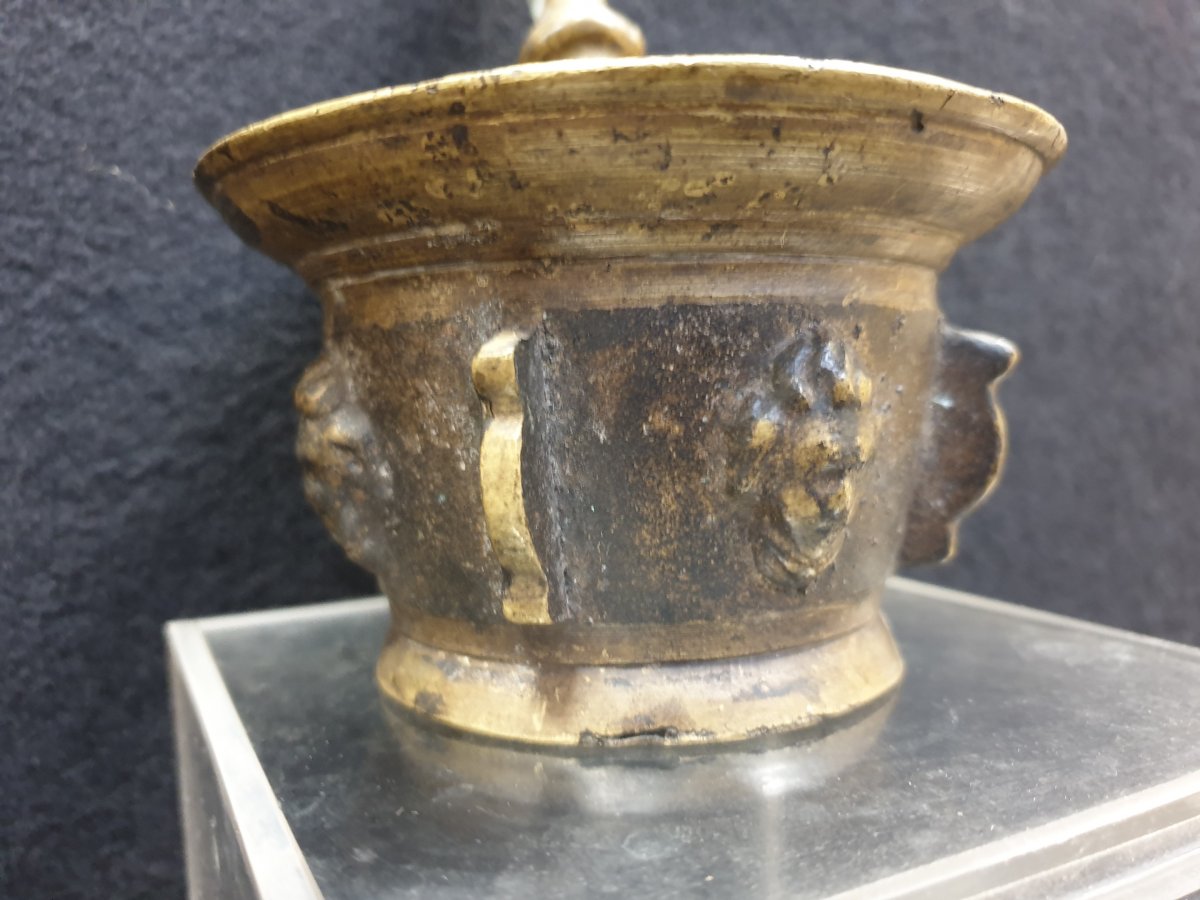 Bronze Mortar With 17th Century Faces-photo-1