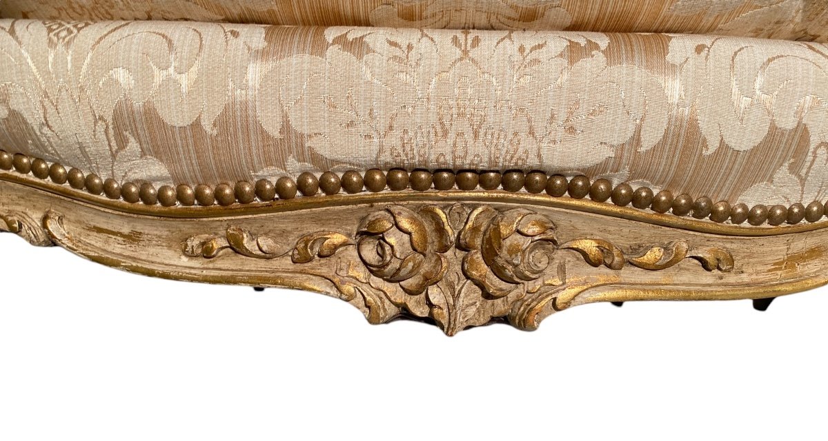 Paire De Bergères Et Un Canapé, Tissus En Coton et viscose façon Soie, Style Louis XV. -photo-3