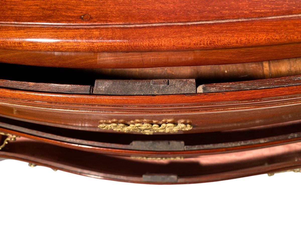 Commode In Molded Mahogany, Curved In Front, Probably English Work From The Eighteenth Century.-photo-7