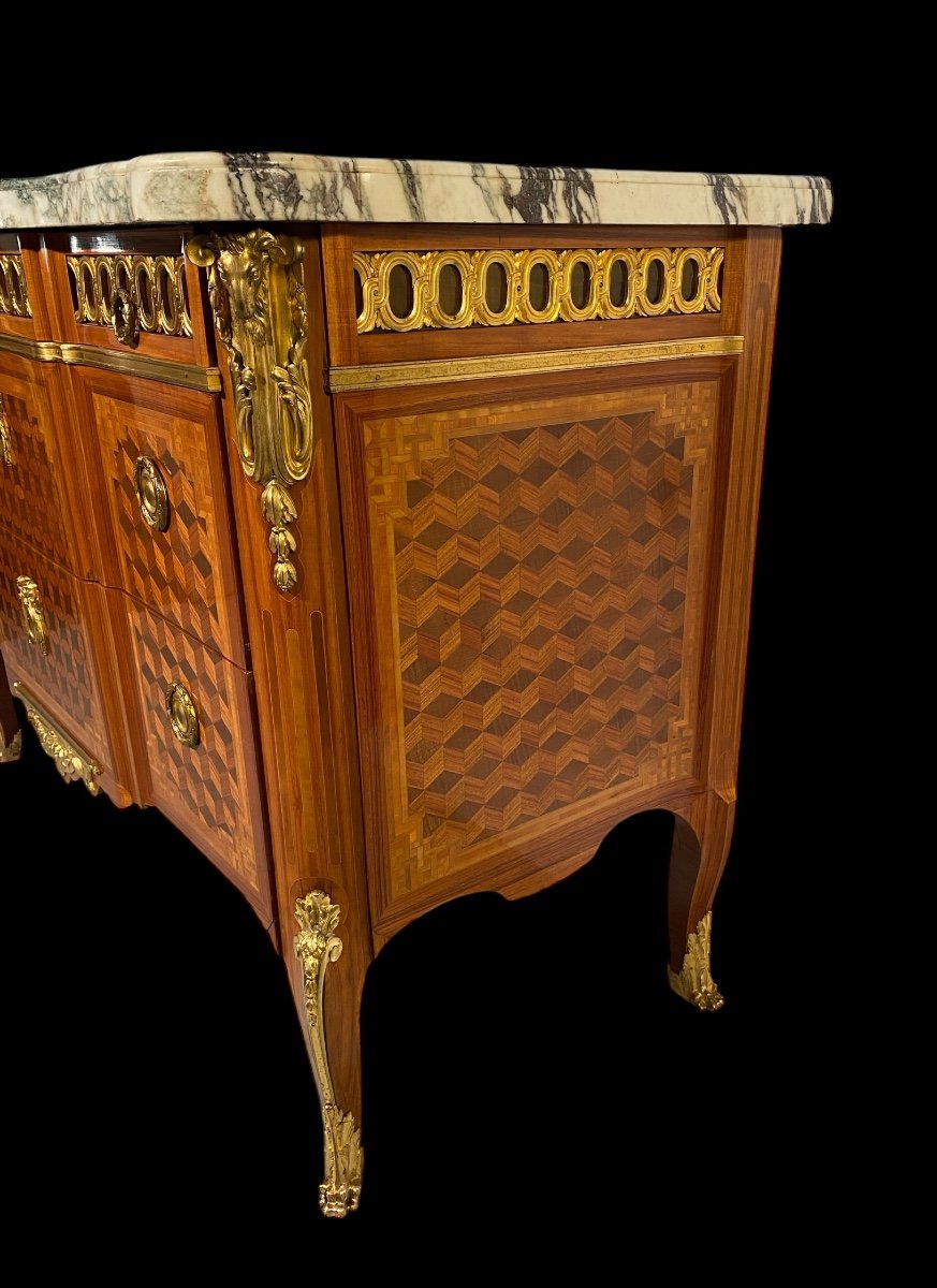 Large 18th Century Marquetry Chest Of Drawers In The Style Of Simon Oeben.-photo-2