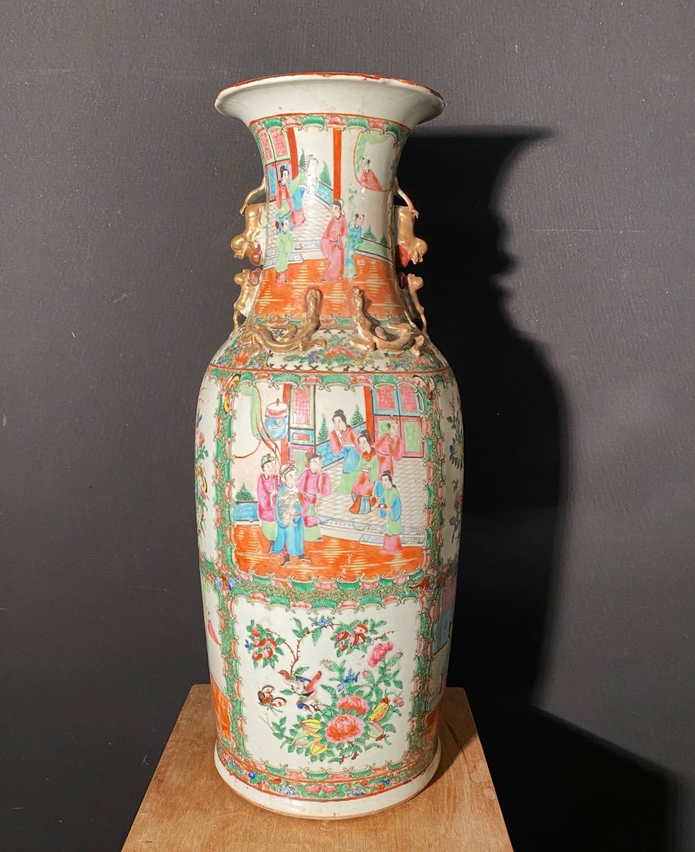 Grand Vase En Porcelaine De Chine 