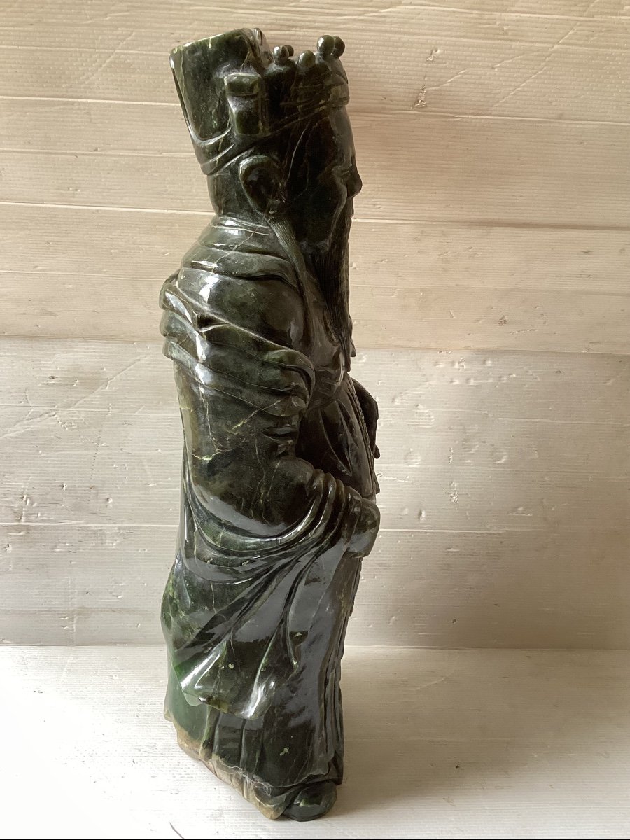 Jade Sculpture -photo-1