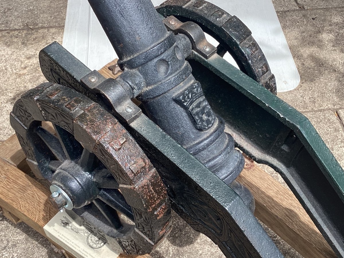 19th Century Cast Iron Cannon-photo-4