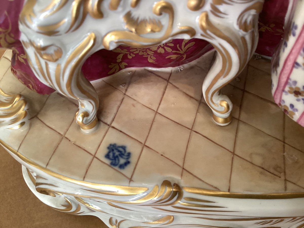 Important Signed Porcelain Group -photo-6