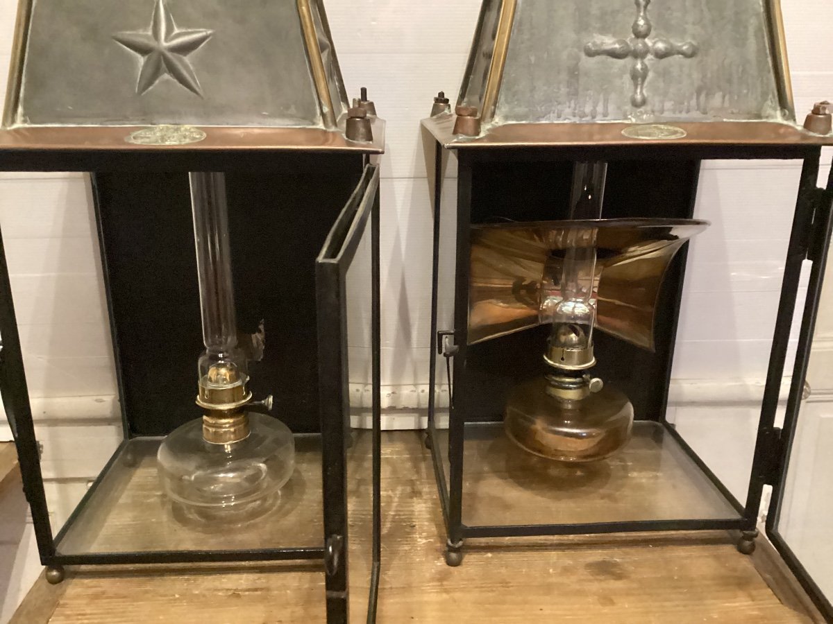 Pair Of 19th Century Wall Lanterns -photo-1