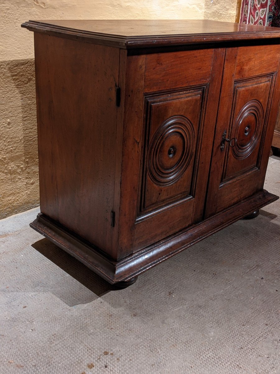 A Small 17th Century Cabinet-photo-1