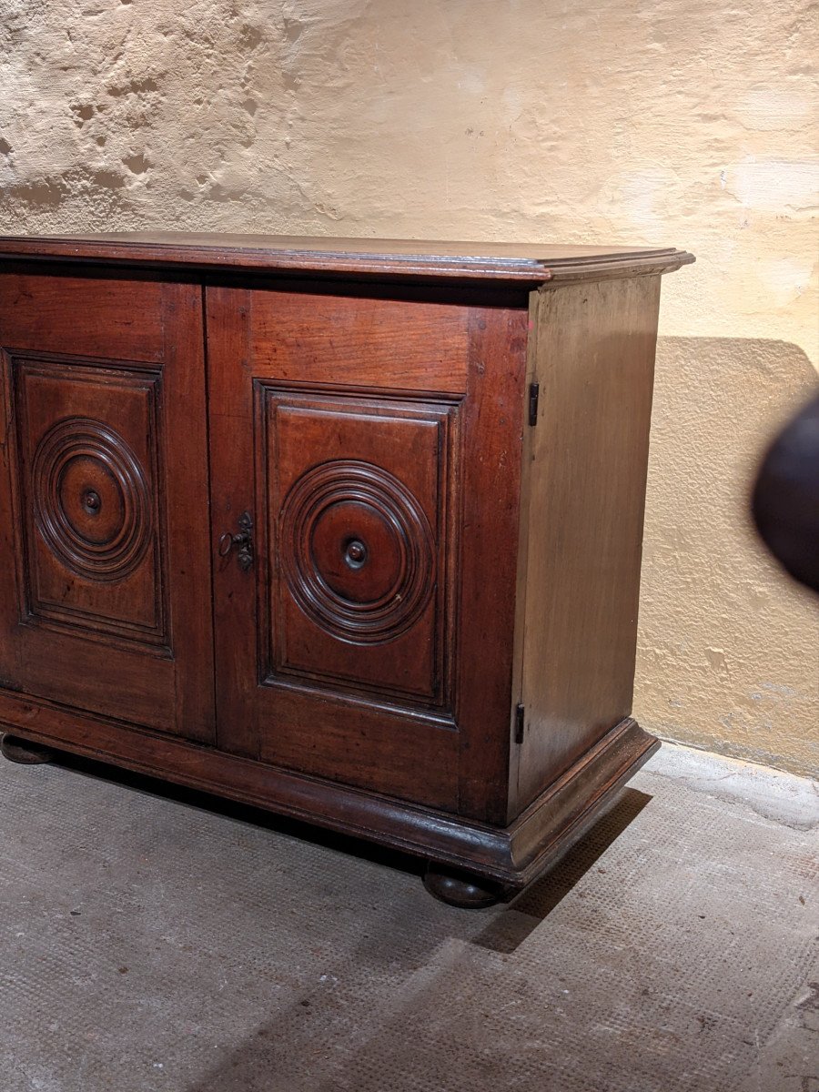 A Small 17th Century Cabinet-photo-2