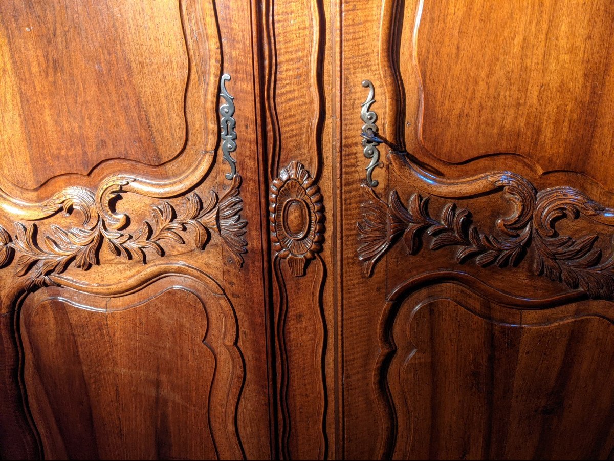 A Beautiful Curved Regency Wardrobe-photo-4