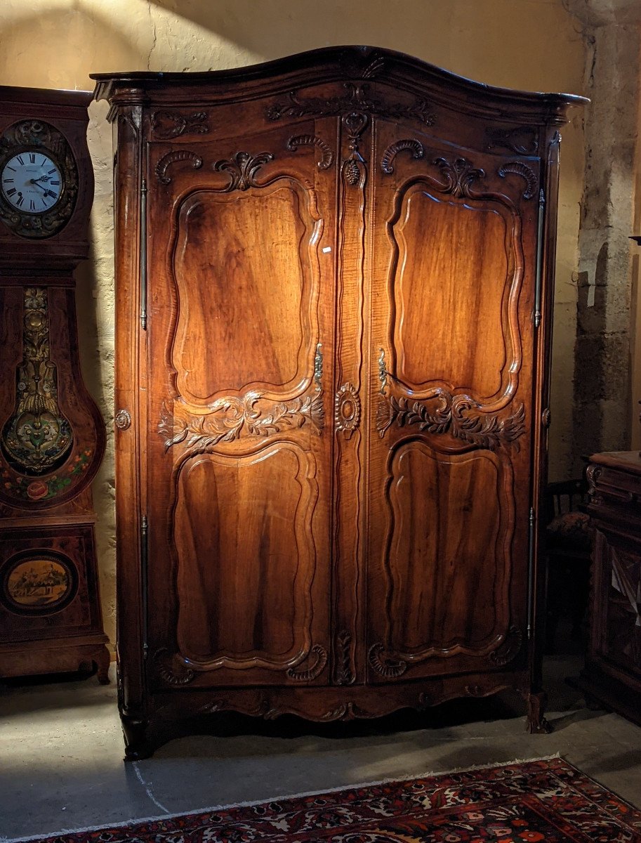 A Beautiful Curved Regency Wardrobe