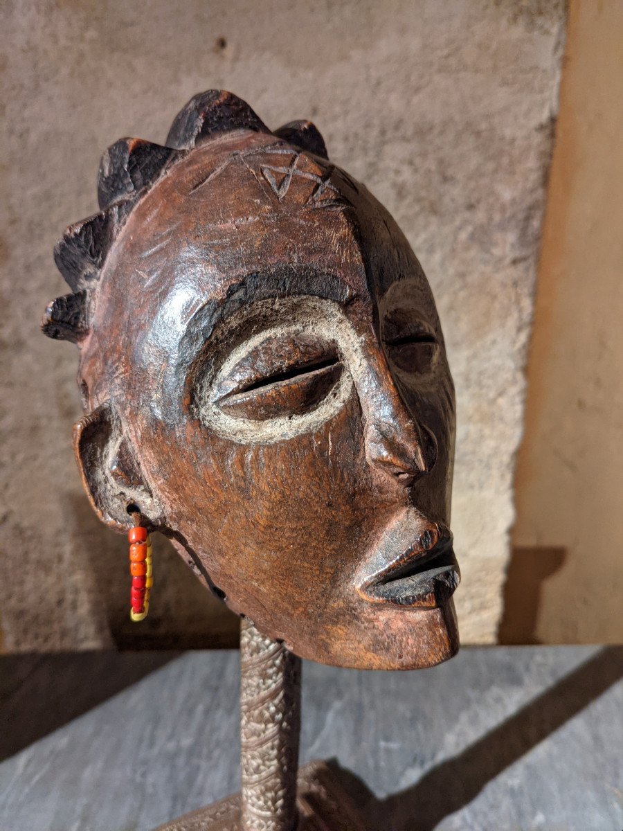 Old Tchokwe Mask-photo-3