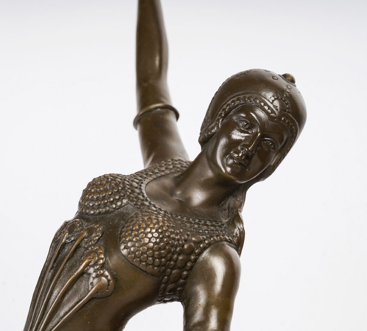 Sculpture En Bronze "la Danseuse" Socle En Marbre Noir, Signé Berrard -photo-3