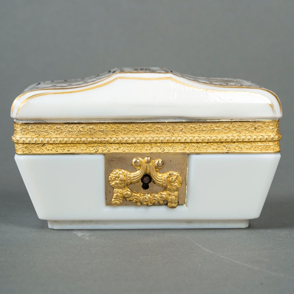 Gold Enamelled Opaline Box, Charles -photo-3