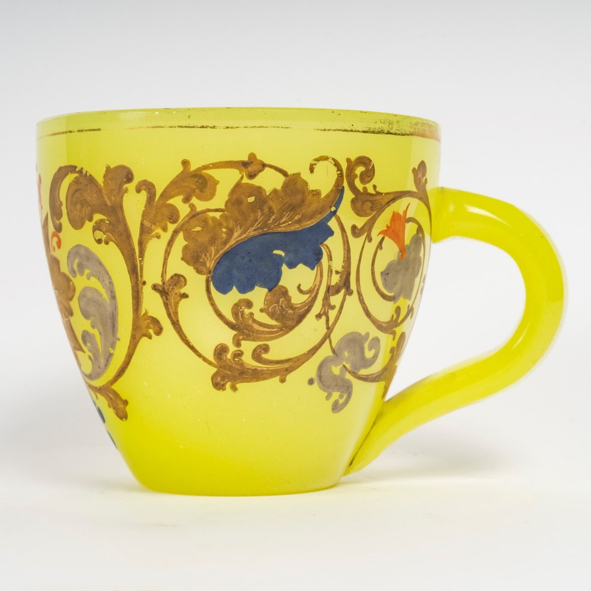 Rare Tasse De Thé En Opaline émaillé En Or-photo-3