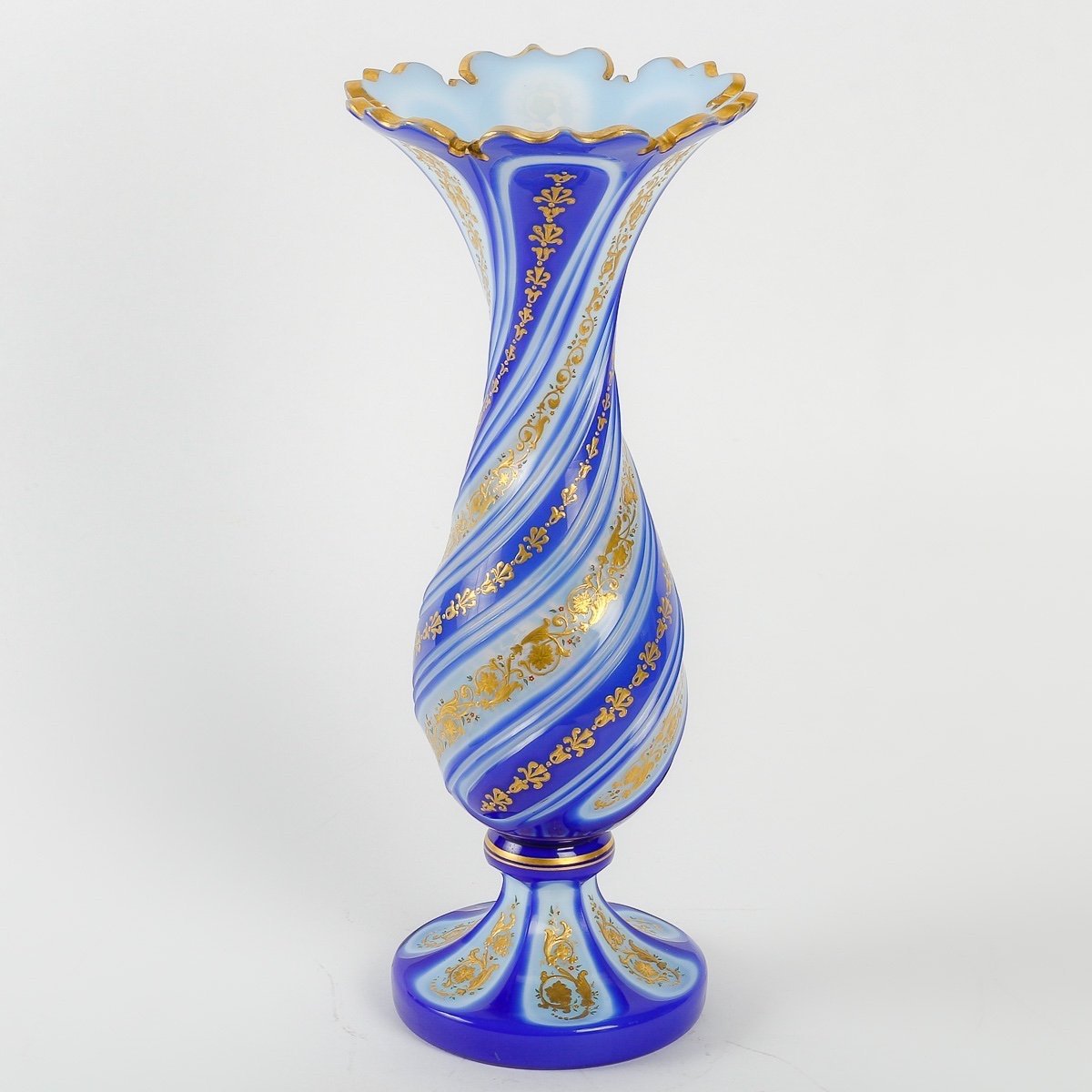 19th Century Cobalt Blue Enameled Twisted Opaline Vase -photo-3