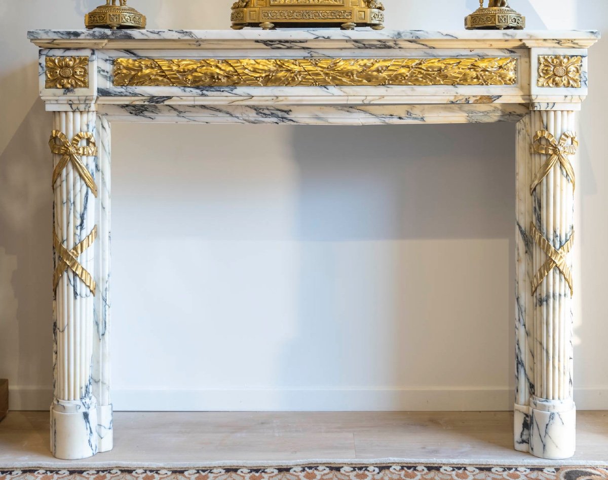 White And Black Marble Fireplace, Bronze Mounts – 19th Century-photo-1