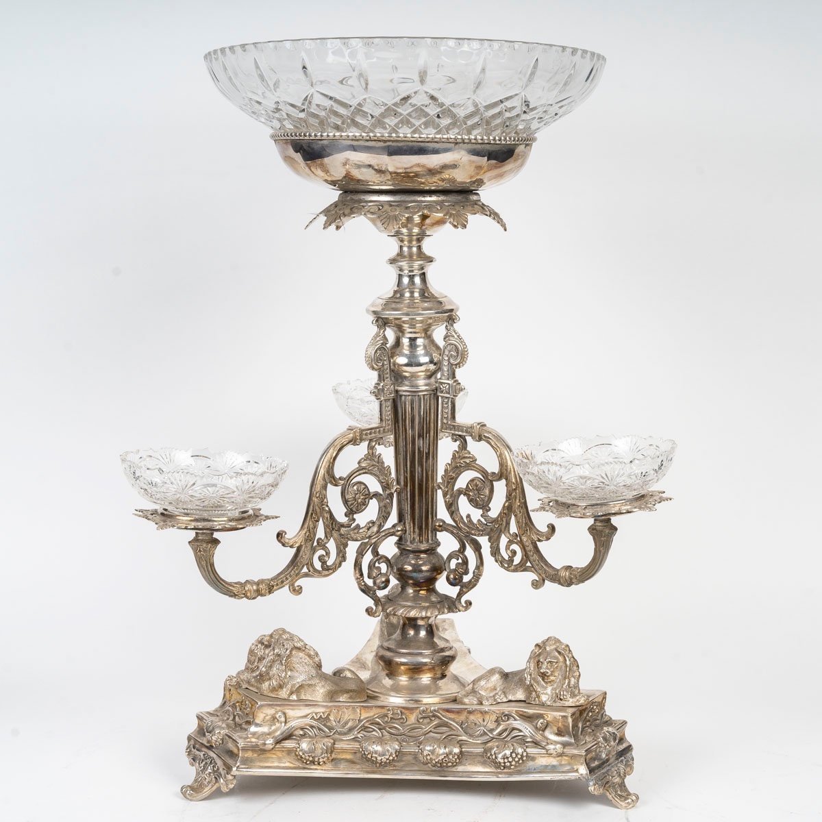 English Style Silver Plated Bronze Centerpiece-photo-3