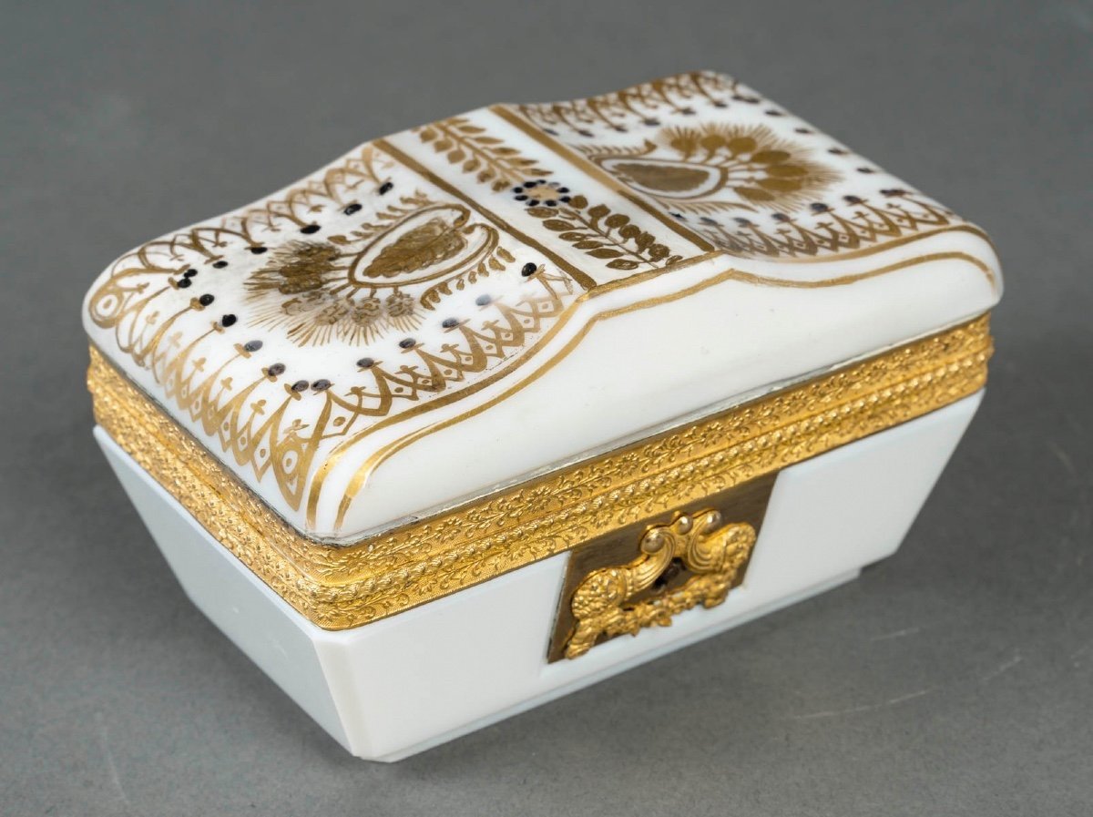 Gold Enamelled Opaline Box, Desvignes Design, Charles X Period