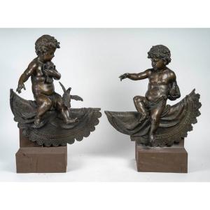 Ravissante Paire d'Angelots En Bronze Patiné, 19e Siècle