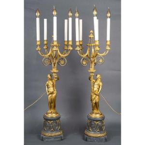 Paire De Candélabres En Bronze Ciselé Et Doré, Style Louis XVI