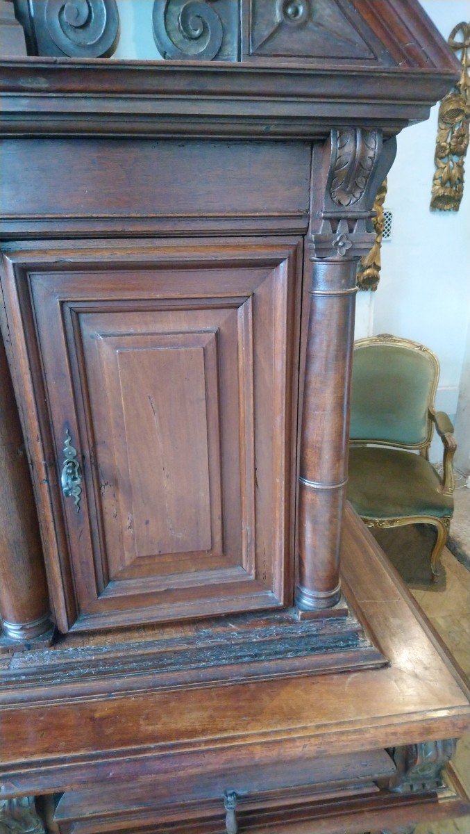 18th Century Double Body Buffet In Walnut -photo-4