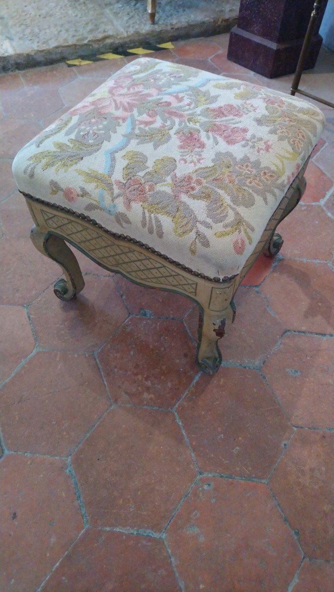 19th Century Regency Stool In Painted Wood Covered With Tapestry -photo-4