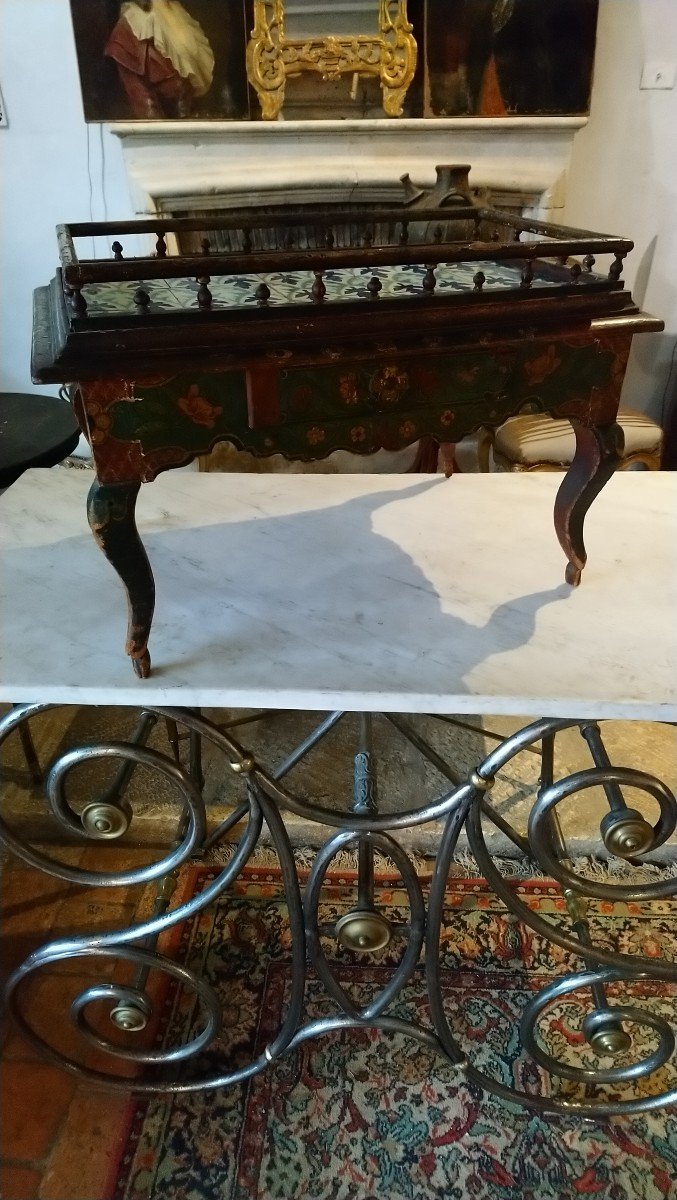 Table Basse En Bois Peint Polychrome Et Carreaux De Faïence 19e Ux De Faïence 