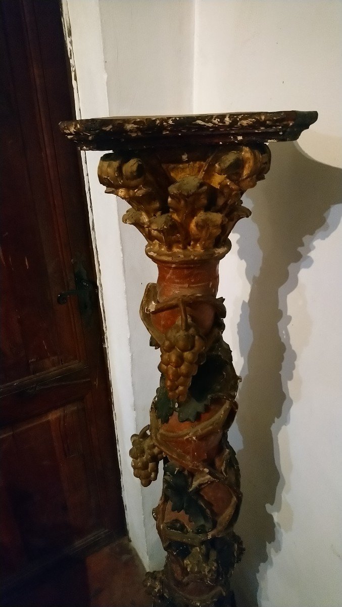 18th Century Painted Wooden Column With Bunches Of Grapes -photo-6