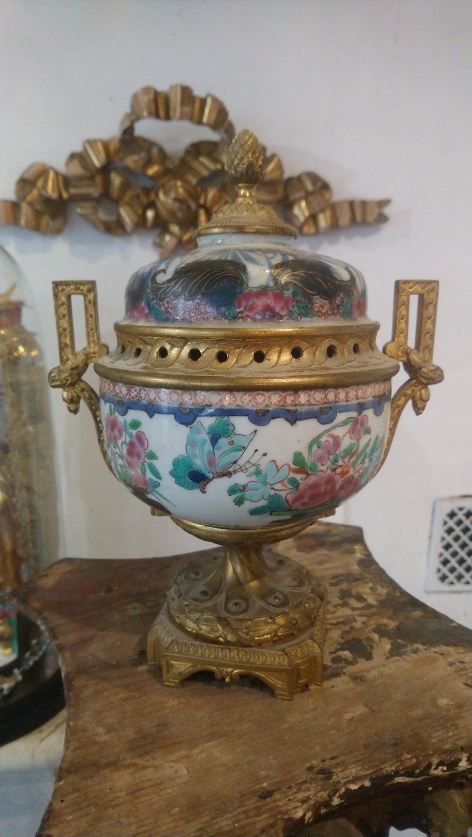 18th Century Porcelain Potpourri 19th Century Gilt Bronze Mount 