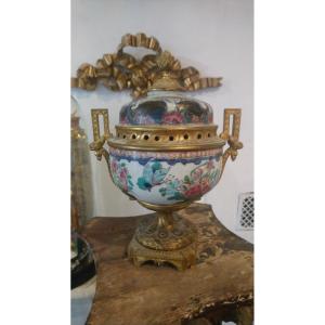 18th Century Porcelain Potpourri 19th Century Gilt Bronze Mount 