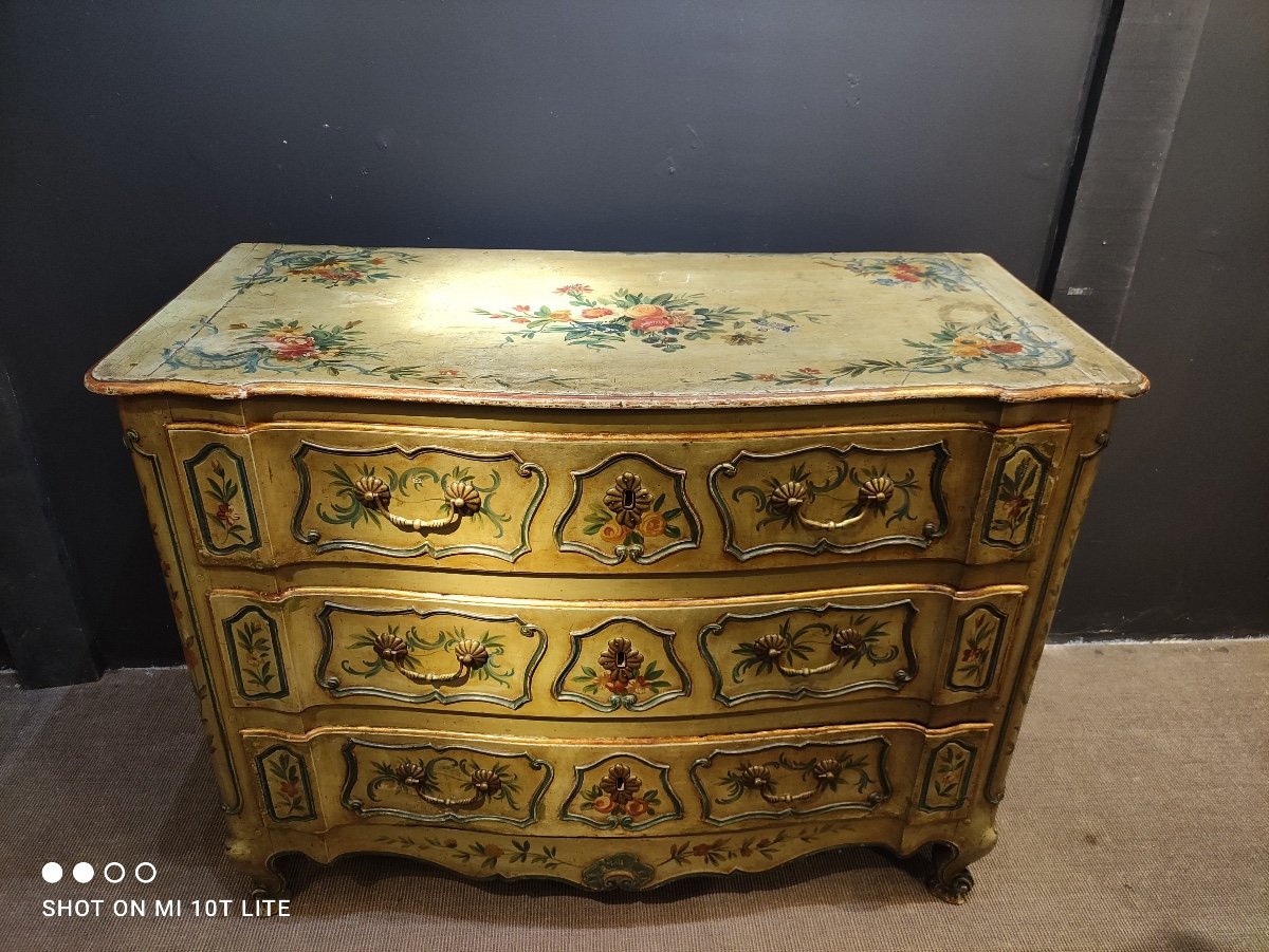 Louis XV Chest Of Drawers 